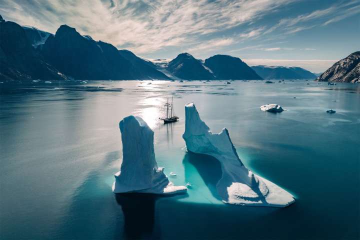 Grenlandija - življenje na robu ledu - predavanje Rožle Bregar